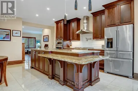 1271 Field Street Ottawa ON K2C 2P9