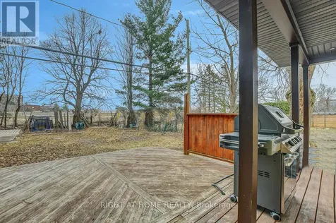 1271 Field Street Ottawa ON K2C 2P9
