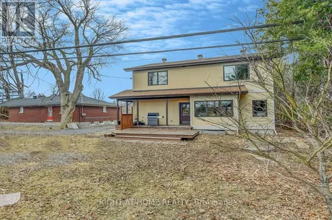 1271 Field Street Ottawa ON K2C 2P9