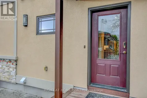 1271 Field Street Ottawa ON K2C 2P9
