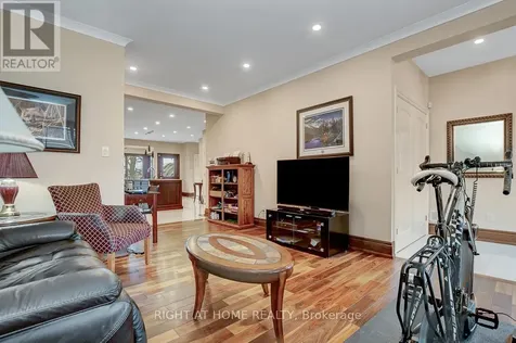 1271 Field Street Ottawa ON K2C 2P9