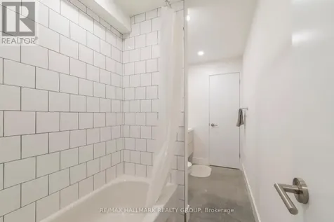 49 Chippewa Avenue Ottawa ON K2G 1X8