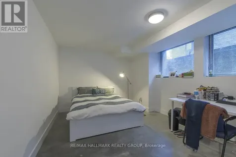 49 Chippewa Avenue Ottawa ON K2G 1X8