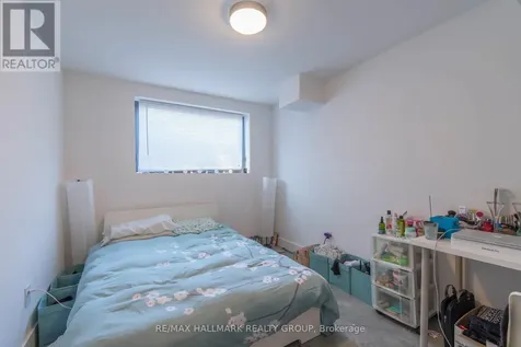 49 Chippewa Avenue Ottawa ON K2G 1X8