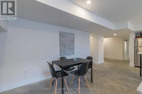 49 Chippewa Avenue Ottawa ON K2G 1X8