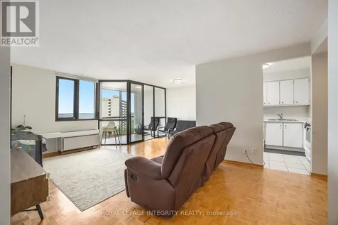 2871 Richmond Road Ottawa ON K2B 8M5