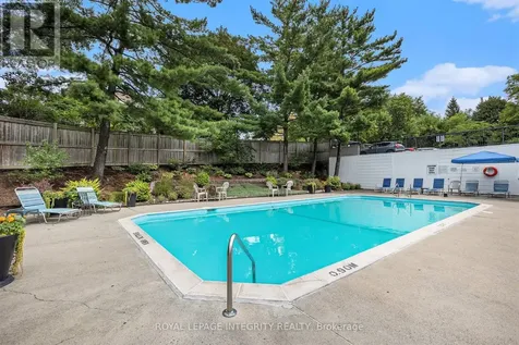 2871 Richmond Road Ottawa ON K2B 8M5