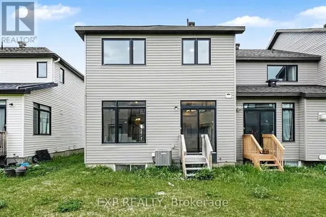 27 Moosonee Crescent Ottawa ON K4M 0L9