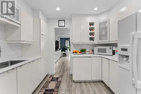 1446 Deavy Way Ottawa ON K1E 2W8