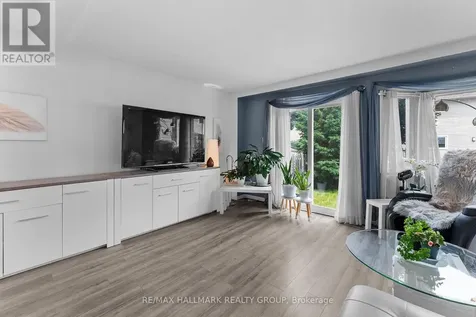 1446 Deavy Way Ottawa ON K1E 2W8