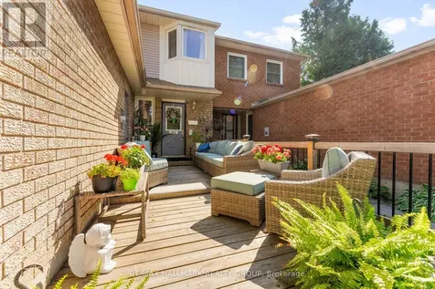 1446 Deavy Way Ottawa ON K1E 2W8
