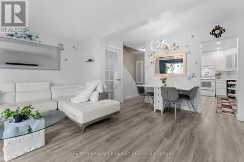 1446 Deavy Way Ottawa ON K1E 2W8