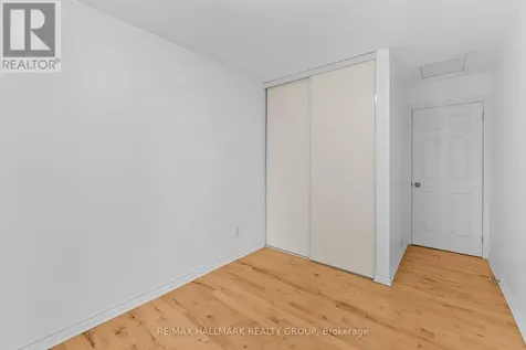 1446 Deavy Way Ottawa ON K1E 2W8