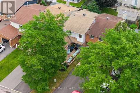 1446 Deavy Way Ottawa ON K1E 2W8