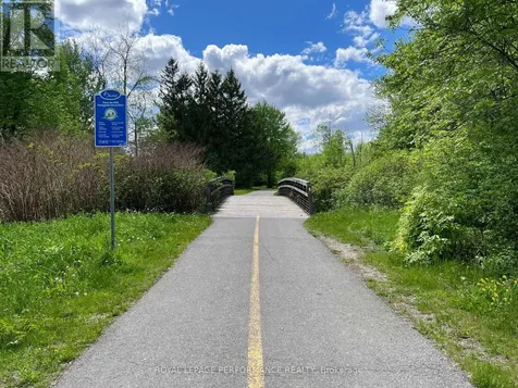 6362 Bilberry Drive Ottawa ON K1C 4P7