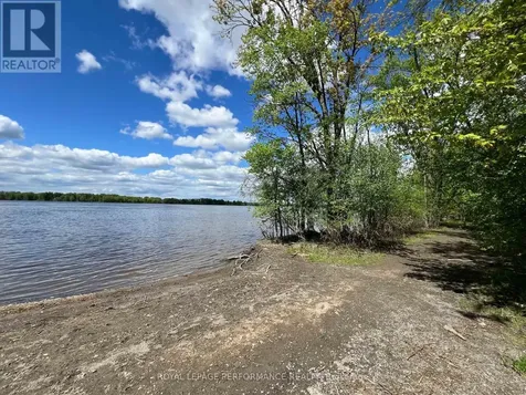 6362 Bilberry Drive Ottawa ON K1C 4P7