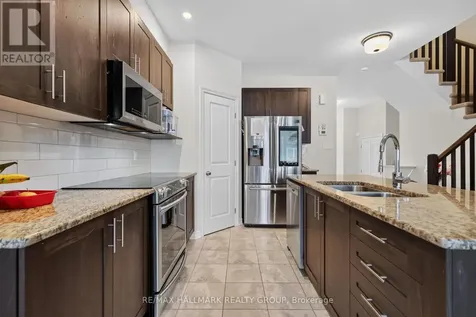 111 Eric Maloney Way Ottawa ON K1T 0R2