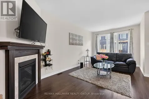 111 Eric Maloney Way Ottawa ON K1T 0R2