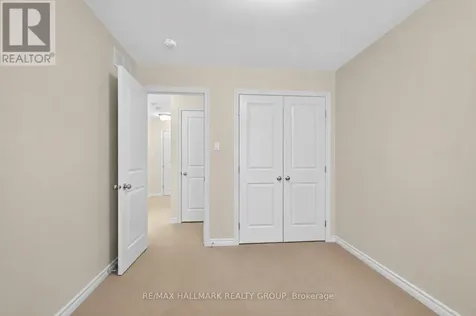 111 Eric Maloney Way Ottawa ON K1T 0R2