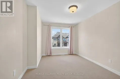 111 Eric Maloney Way Ottawa ON K1T 0R2