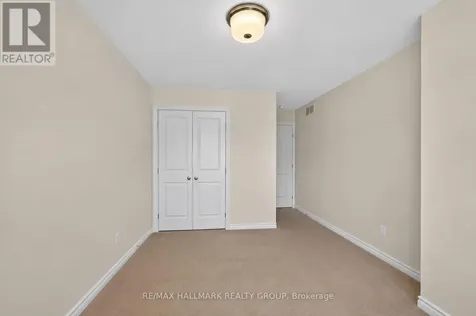 111 Eric Maloney Way Ottawa ON K1T 0R2