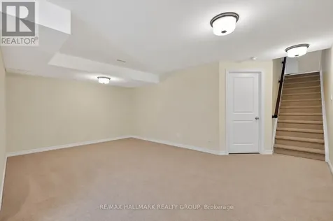 111 Eric Maloney Way Ottawa ON K1T 0R2