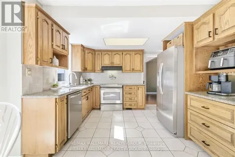 37 Stitt Street Ottawa ON K2S 0R5