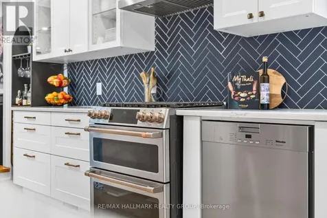 180 Glen Avenue Ottawa ON K1S 3A4