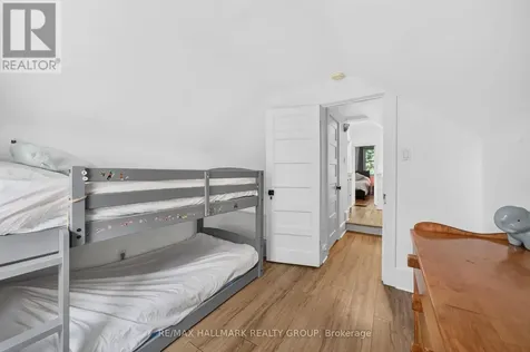 180 Glen Avenue Ottawa ON K1S 3A4