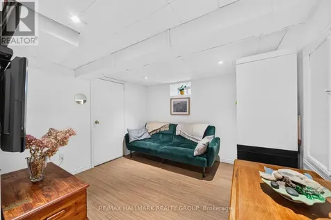 180 Glen Avenue Ottawa ON K1S 3A4