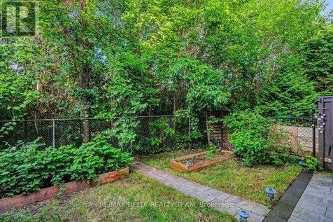 1131 Falconcrest Court Ottawa ON K4A 3Z4