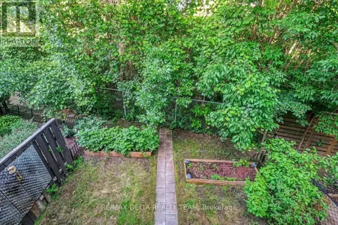 1131 Falconcrest Court Ottawa ON K4A 3Z4