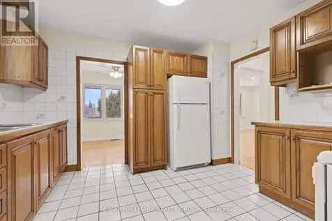1299 Evans Boulevard Ottawa ON K1H 7T8