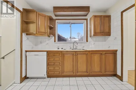 1299 Evans Boulevard Ottawa ON K1H 7T8