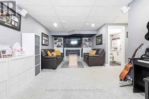 6 Zachary Street Petawawa ON K8H 0G5