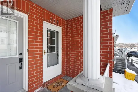 348 Wiffen Private Ottawa ON K2H 1G4