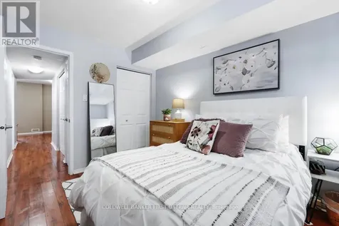 348 Wiffen Private Ottawa ON K2H 1G4