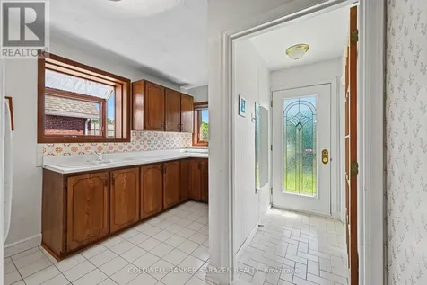 238 Fairmont Avenue Ottawa ON K1Y 1X9