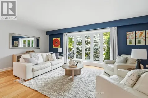 6 Woodview Crescent Ottawa ON K1B 3A9