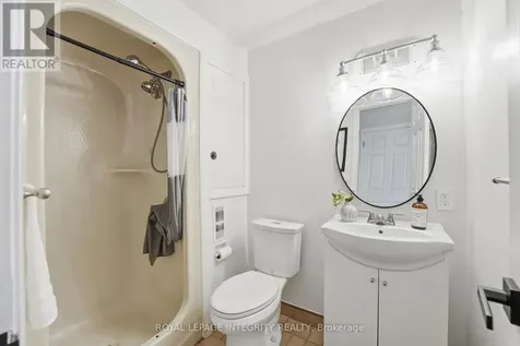 6 Woodview Crescent Ottawa ON K1B 3A9