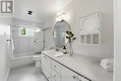 6 Woodview Crescent Ottawa ON K1B 3A9