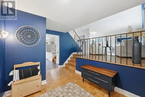 6 Woodview Crescent Ottawa ON K1B 3A9