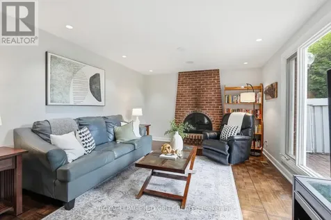 6 Woodview Crescent Ottawa ON K1B 3A9