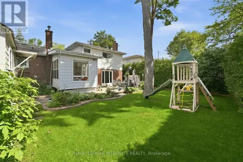 6 Woodview Crescent Ottawa ON K1B 3A9