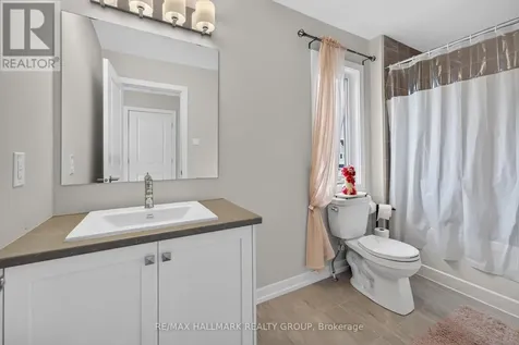 627 Alopex Row Ottawa ON K0A 2Z0