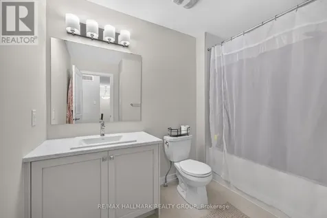 627 Alopex Row Ottawa ON K0A 2Z0