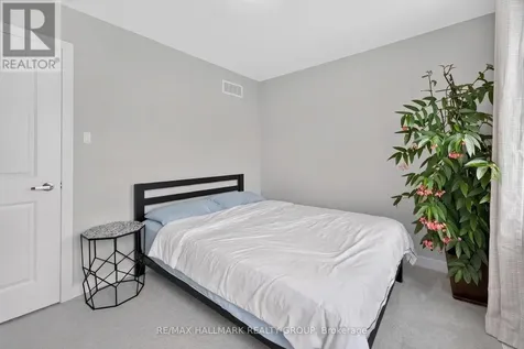627 Alopex Row Ottawa ON K0A 2Z0