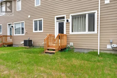 627 Alopex Row Ottawa ON K0A 2Z0