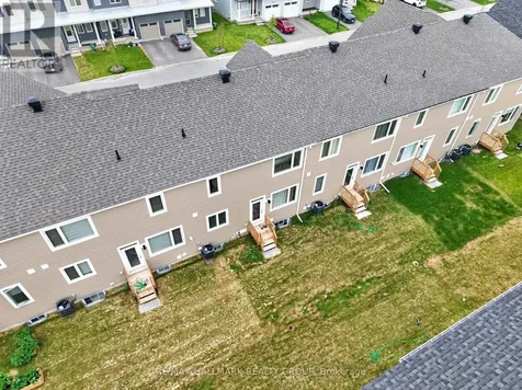 627 Alopex Row Ottawa ON K0A 2Z0
