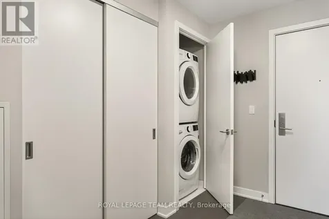 203 Catherine Street Ottawa ON K2P 1J5